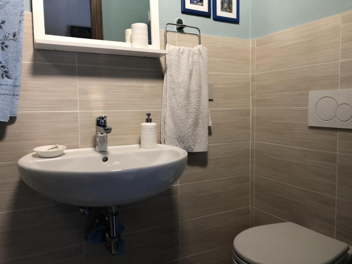 La Casa Di Pietro Hotell Cerrione Eksteriør bilde