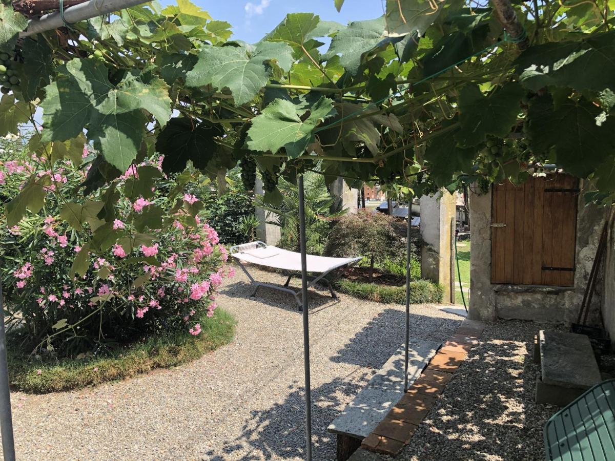 La Casa Di Pietro Hotell Cerrione Eksteriør bilde