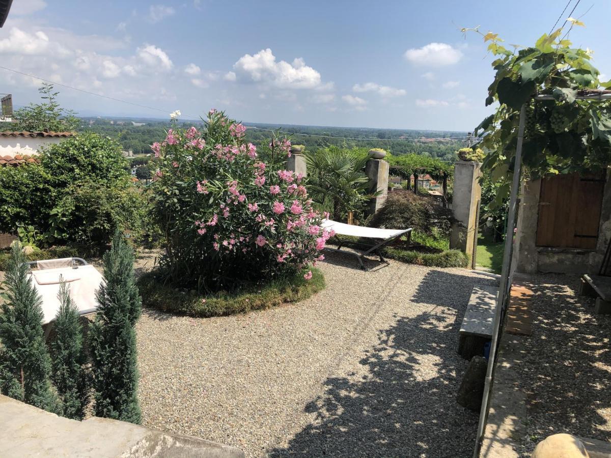 La Casa Di Pietro Hotell Cerrione Eksteriør bilde