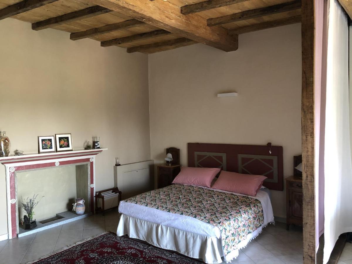 La Casa Di Pietro Hotell Cerrione Eksteriør bilde