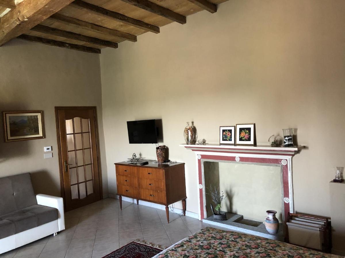La Casa Di Pietro Hotell Cerrione Eksteriør bilde
