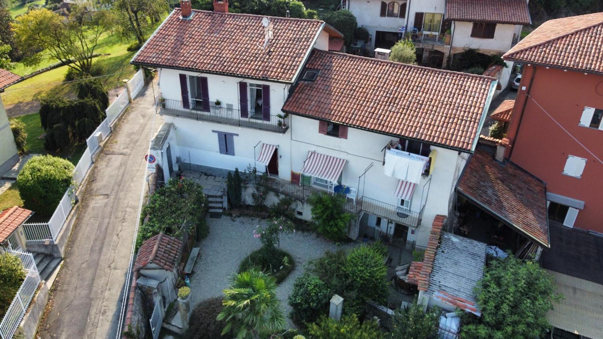 La Casa Di Pietro Hotell Cerrione Eksteriør bilde