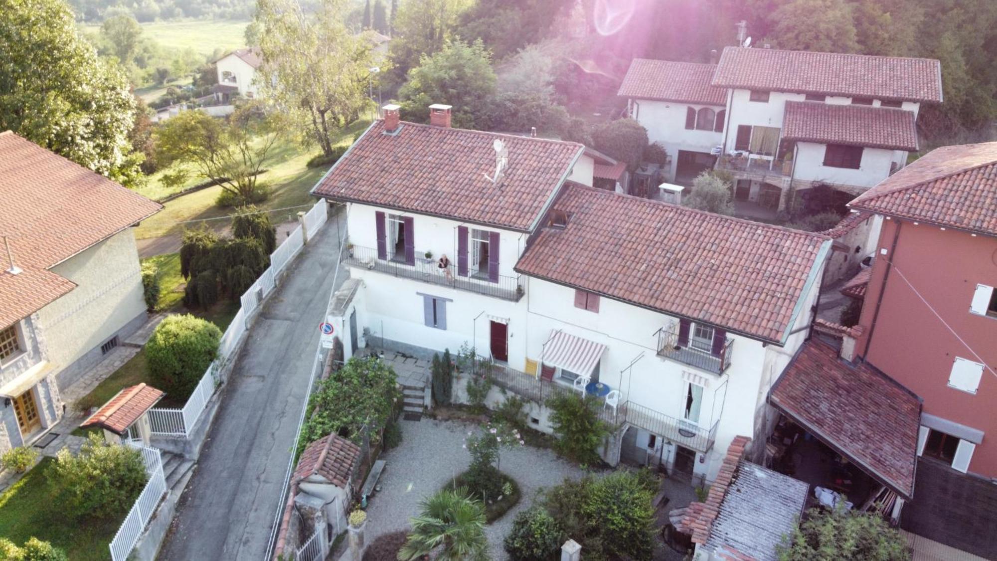 La Casa Di Pietro Hotell Cerrione Eksteriør bilde